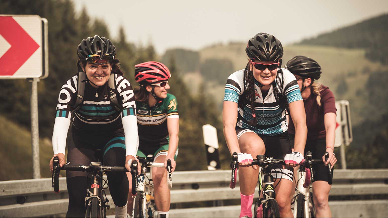 Beim Women's Cycling Camp gibts gemeinsame Rennrad-Ausfahrten.