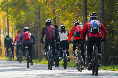 Radfahren bei Nässe: Schutzbleche richtig einstellen